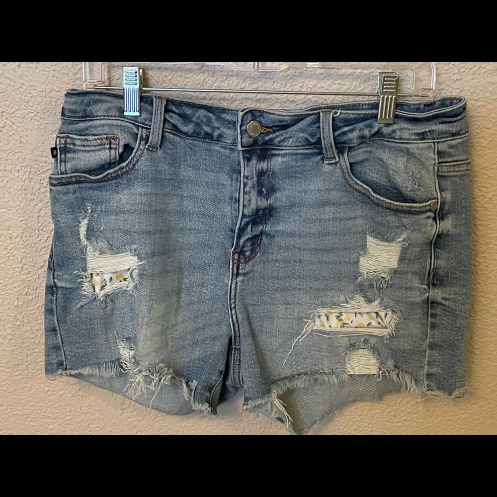 XL Judy Blue Daisy